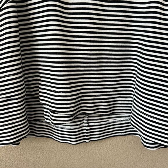 Banana Republic Striped Sleeveless Top - Picture 2 of 7